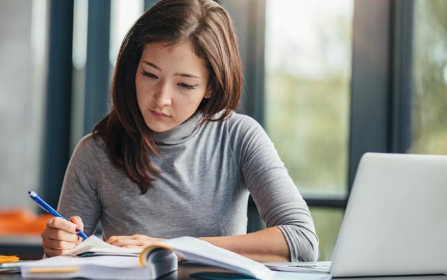 亚马逊差评怎么办？Review与Feedback删除规则、实操经验与应对技巧